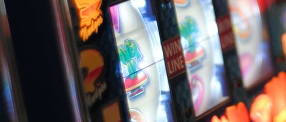 Jsou vaše hrací automaty online?